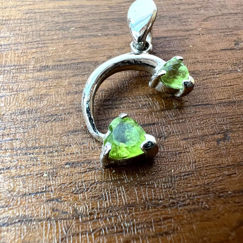 Peora Peridot Sterling Silver Necklace Pendant - Picture 4 of 16
